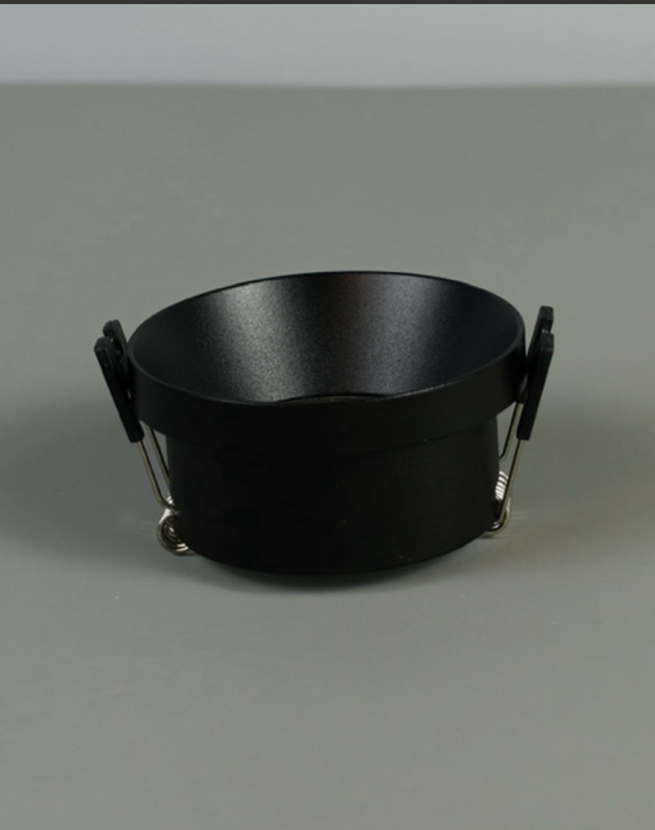 Spot encastrable rond noir DOWN-RDLA-101-R- BK/BK